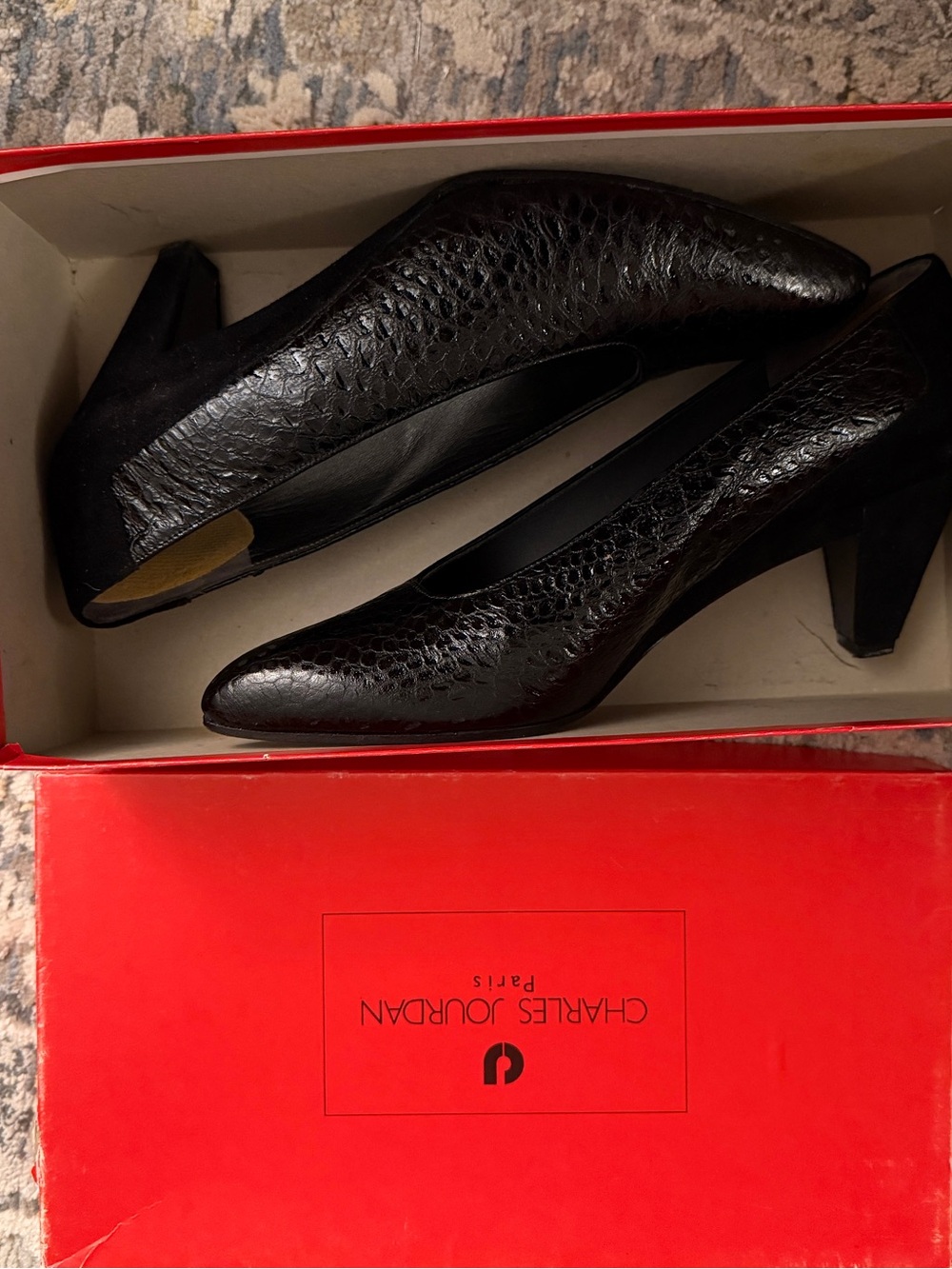 Charles Jourdan Black Textured Pointed-Toe Mid Heels